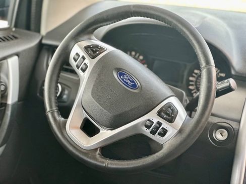Used 2014 Ford Edge SEL FWD image 9