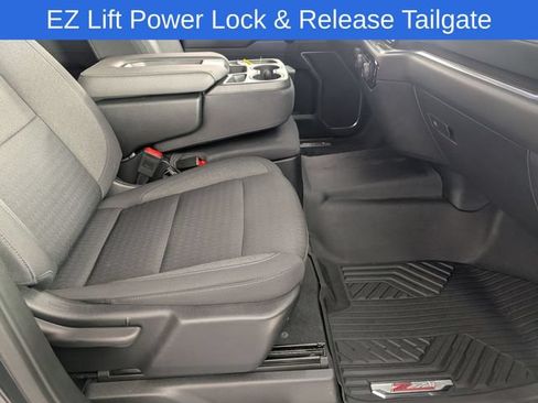 Used 2023 Chevrolet Silverado 1500 LT AWD/4WD image 34