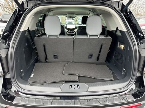 New 2026 Ford Explorer Active w/ Active Comfort Package image 24