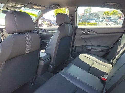 Used 2019 Honda Civic Sport image 13