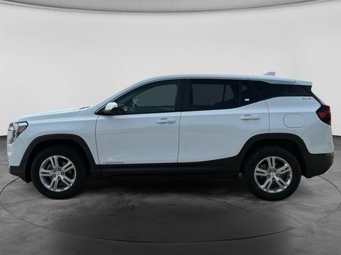 Used 2024 GMC Terrain SLE AWD/4WD image 6