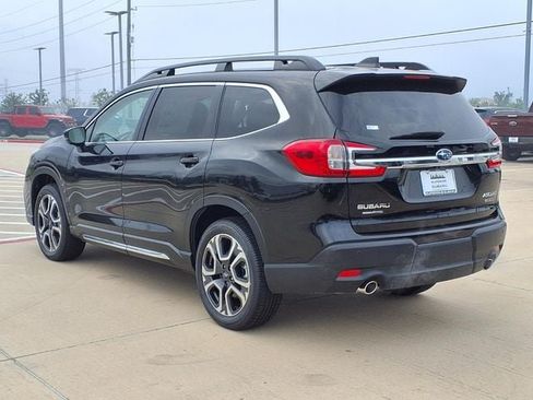 New 2026 Subaru Ascent Limited AWD/4WD image 2