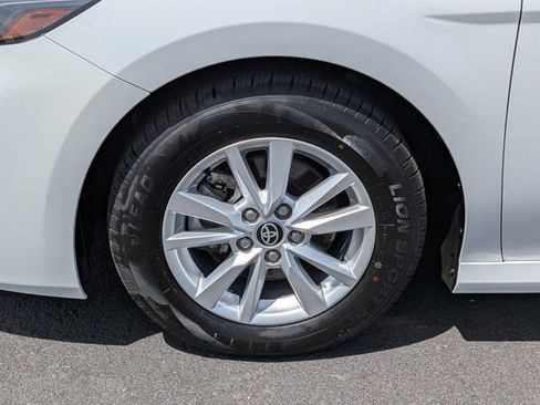 Used 2025 Toyota Camry LE FWD image 29