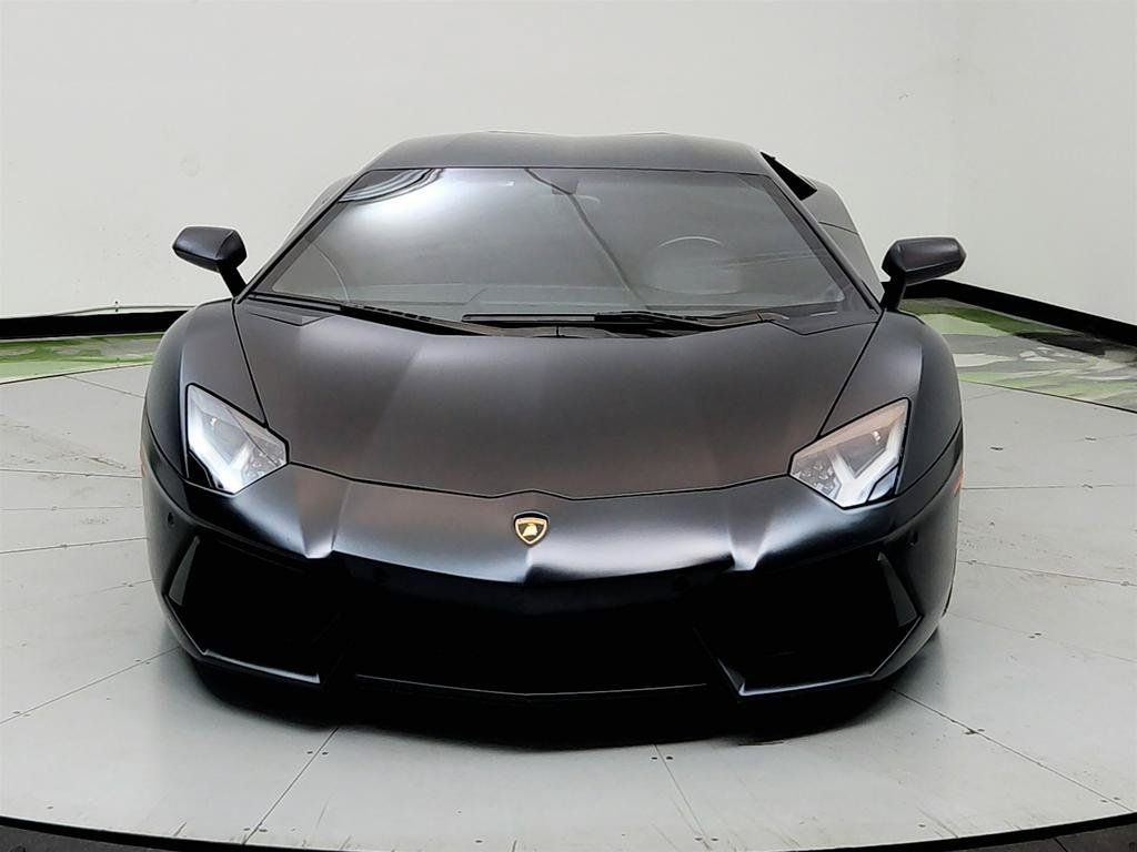 Used 2012 Lamborghini Aventador LP 700-4 AWD/4WD image 2