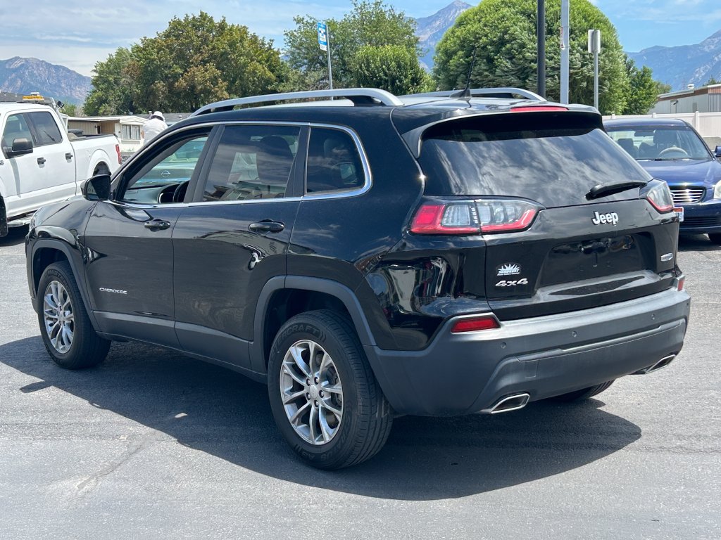 Used 2019 Jeep Cherokee Latitude Plus w/ Comfort/Convenience Group AWD/4WD image 7