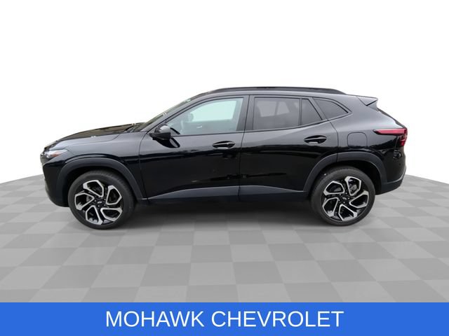 Used 2024 Chevrolet Trax RS w/ Sunroof Package FWD image 5