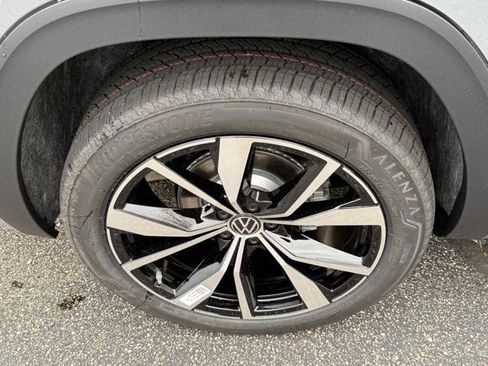 New 2026 Volkswagen Atlas SEL Premium R-Line AWD/4WD image 4