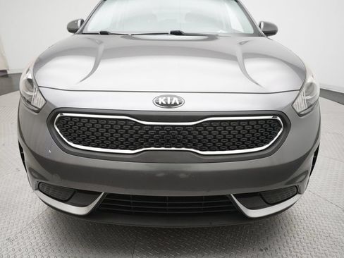Used 2017 Kia Niro LX FWD image 21