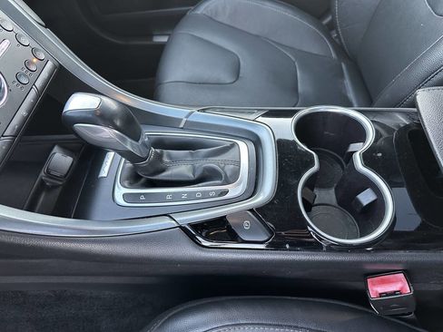 Used 2016 Ford Fusion Titanium image 32