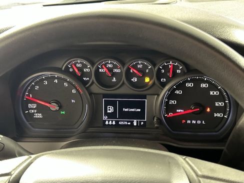 Used 2024 Chevrolet Silverado 1500 Custom image 14