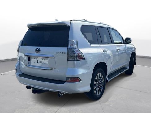 Used 2023 Lexus GX 460 Luxury w/ Accessory Package image 6