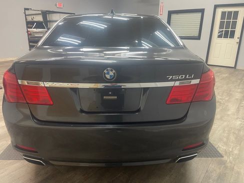 Used 2009 BMW 750Li image 8