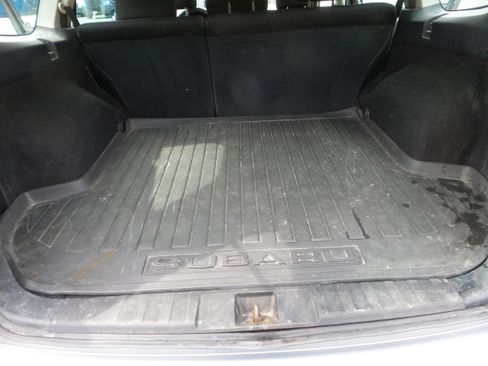 Used 2010 Subaru Outback 2.5i image 37