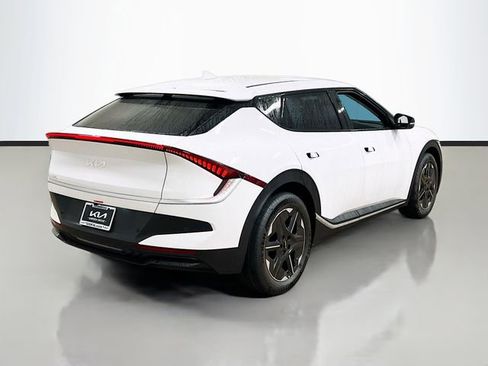 New 2025 Kia EV6 Light image 7