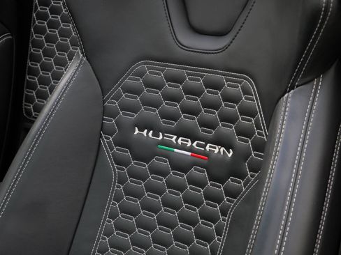 Used 2017 Lamborghini Huracan LP 580-2 RWD image 17