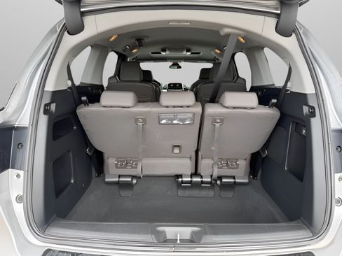 Certified 2024 Honda Odyssey Touring image 26