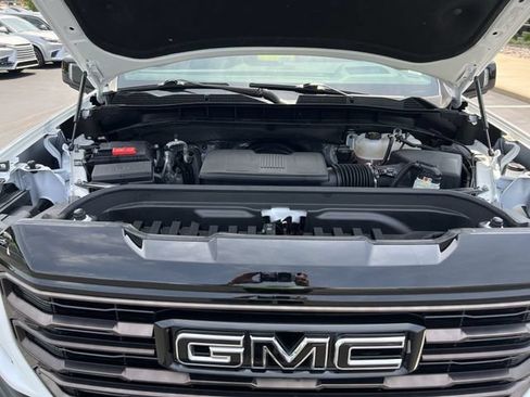 Used 2024 GMC Sierra 1500 AT4X AWD/4WD image 25