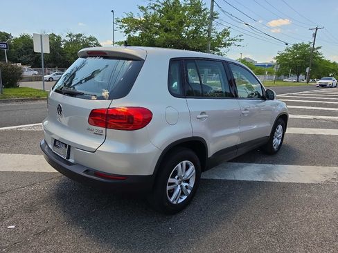 Used 2013 Volkswagen Tiguan S AWD/4WD image 4