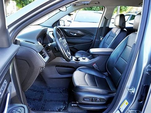Used 2024 GMC Terrain SLT AWD/4WD image 14