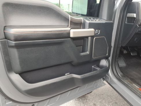 Used 2018 Ford F150 Raptor w/ Equipment Group 802A Luxury image 11