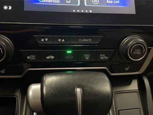 Used 2019 Honda CR-V Touring image 17