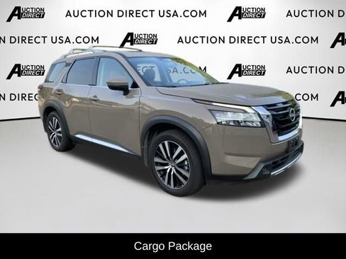 Used 2023 Nissan Pathfinder Platinum AWD/4WD image 5