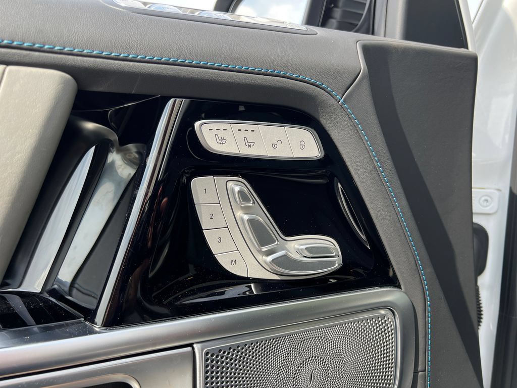 Used 2025 Mercedes-Benz G 580 w/ EQ Technology image 12