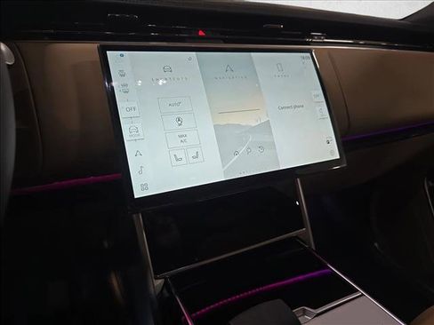 New 2026 Land Rover Range Rover Long Wheelbase SE image 22