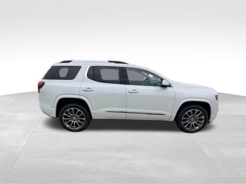 Certified 2023 GMC Acadia Denali w/ Denali Technology Package FWD image 5