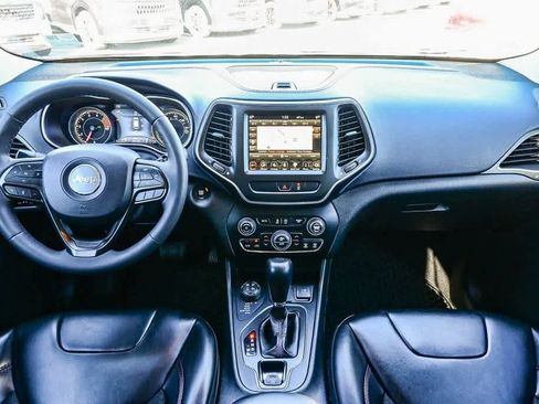 Used 2022 Jeep Cherokee Trailhawk w/ Sound & Nav Group image 23