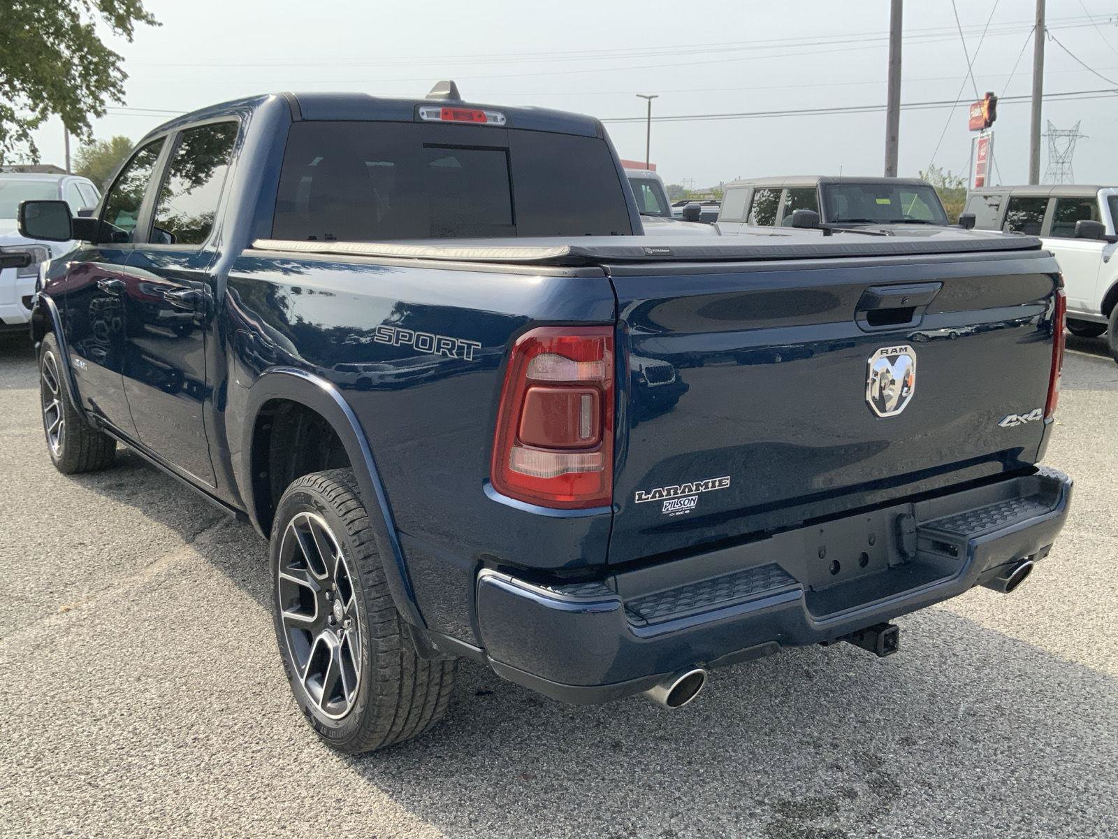 Used 2021 RAM 1500 Laramie AWD/4WD image 6