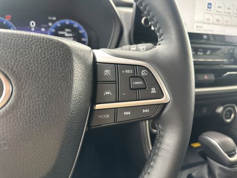 Certified 2024 Toyota Grand Highlander XLE image 31