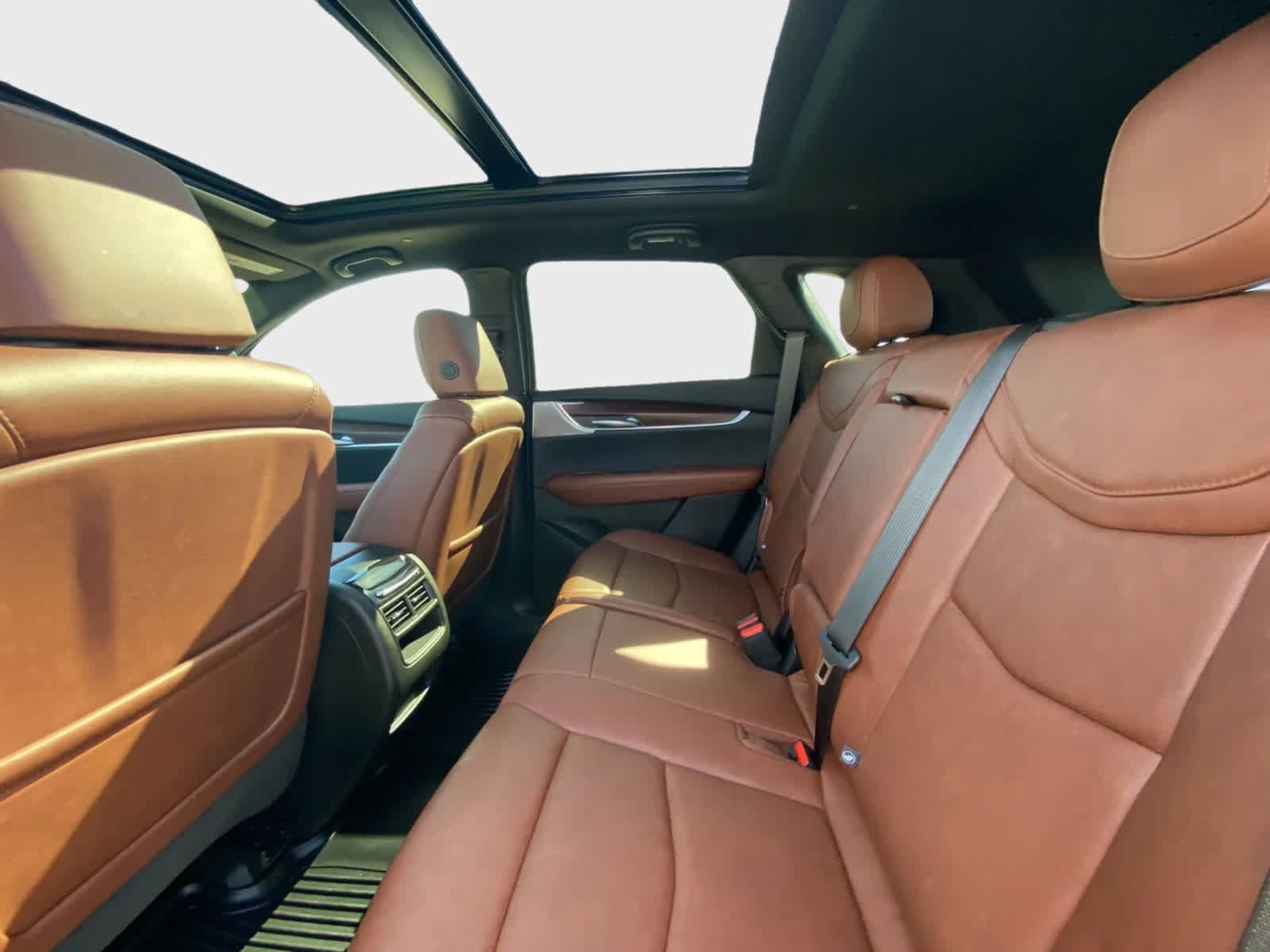Used 2025 Cadillac XT5 Sportv w/ Technology Package AWD/4WD image 15