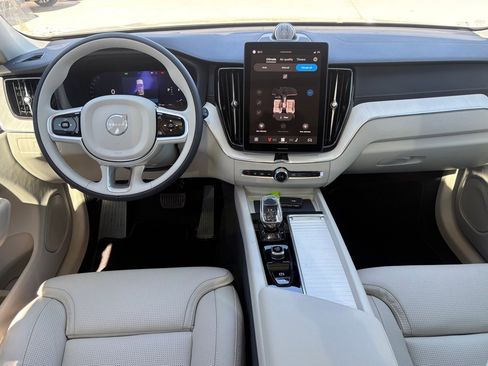 New 2026 Volvo XC60 B5 Ultra w/ Protection Package Premier image 11