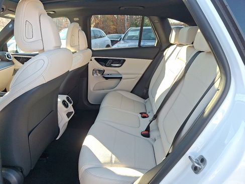 New 2026 Mercedes-Benz GLC 300 4MATIC image 6
