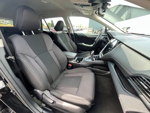 Used 2023 Subaru Outback Premium AWD/4WD image 12