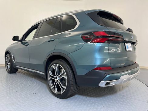 Used 2026 BMW X5 sDrive40i w/ Climate Comfort Package RWD image 3