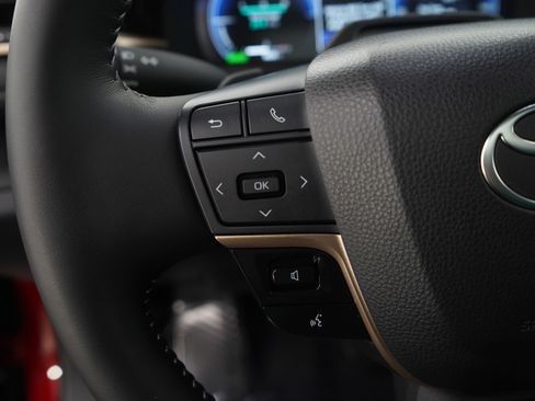 Used 2026 Toyota Crown Platinum image 30