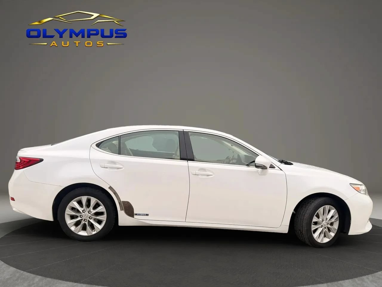 Used 2015 Lexus ES 300h w/ Navigation System Package FWD image 7