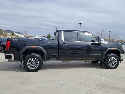 Used 2022 GMC Sierra 3500 SLT w/ SLT Convenience Package image 2