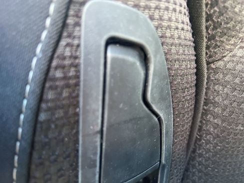 Used 2023 Subaru Outback Premium image 35