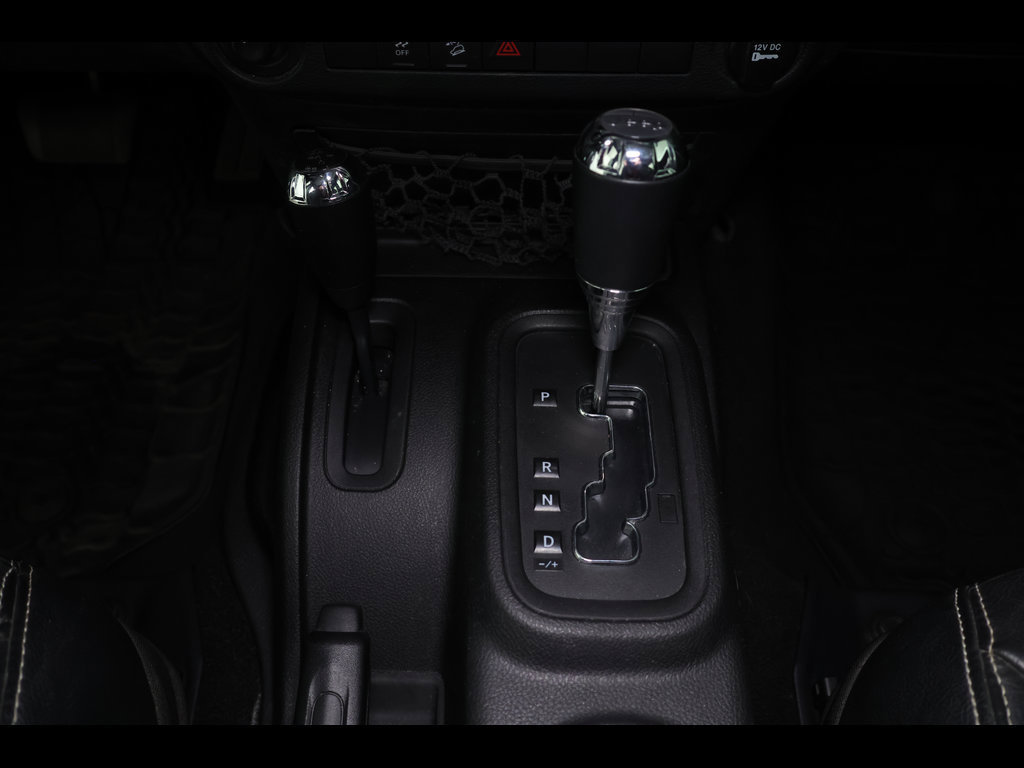Used 2014 Jeep Wrangler Unlimited Sport AWD/4WD image 21