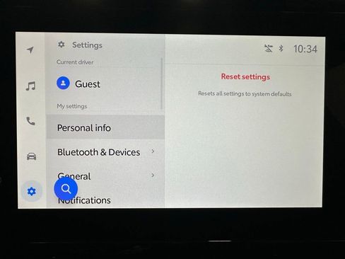 Used 2025 Toyota Corolla SE image 32