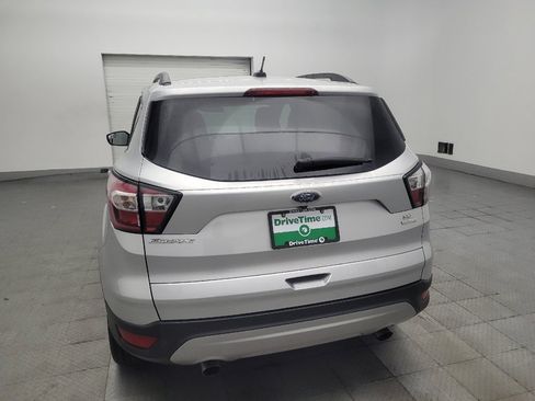 Used 2018 Ford Escape SE FWD image 6