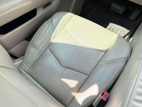 Used 2017 Cadillac Escalade Luxury image 29