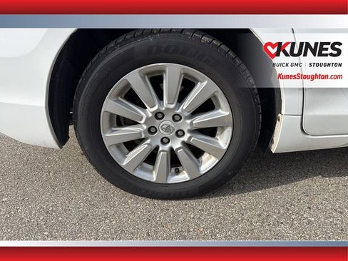 Used 2012 Toyota Sienna XLE image 12