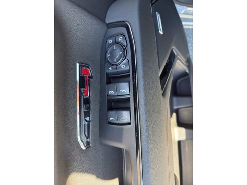 New 2026 GMC Sierra 1500 AT4 w/ Technology Package AWD/4WD image 7