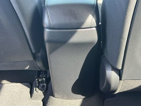 Used 2020 Kia Soul LX FWD image 29