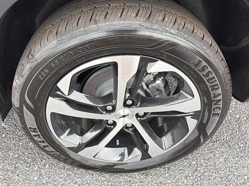 New 2026 Chevrolet Trax RS w/ Sunroof Package FWD image 13