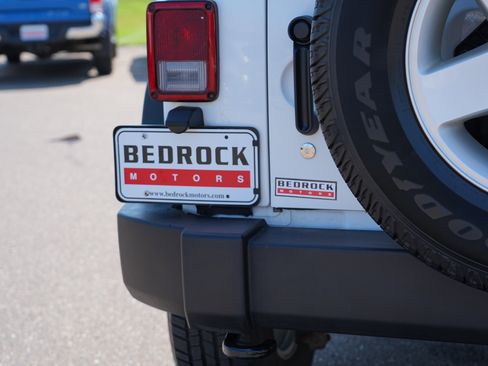 Used 2016 Jeep Wrangler Unlimited Sport w/ Quick Order Package 24S AWD/4WD image 9
